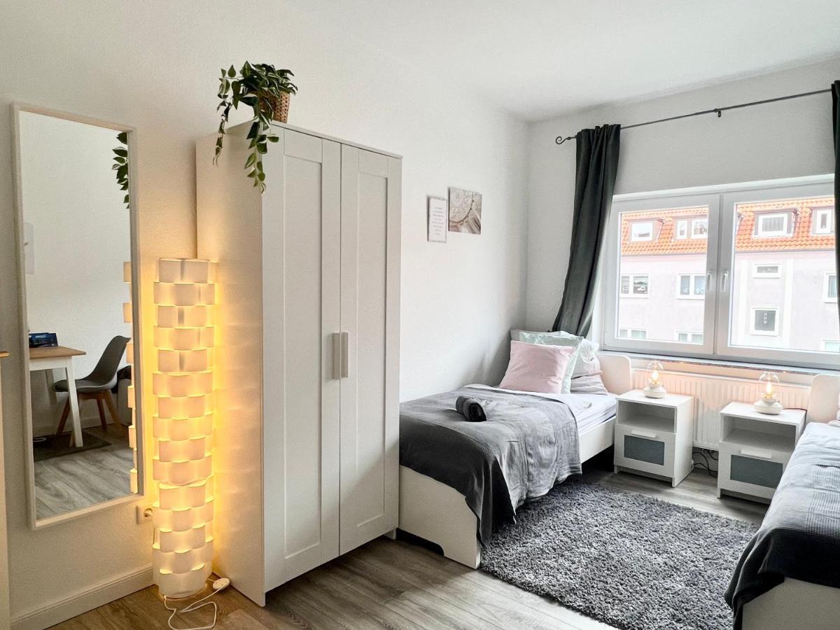 Helle, Gemuetliche Ferienwohnung In 브레머하펜 외부 사진